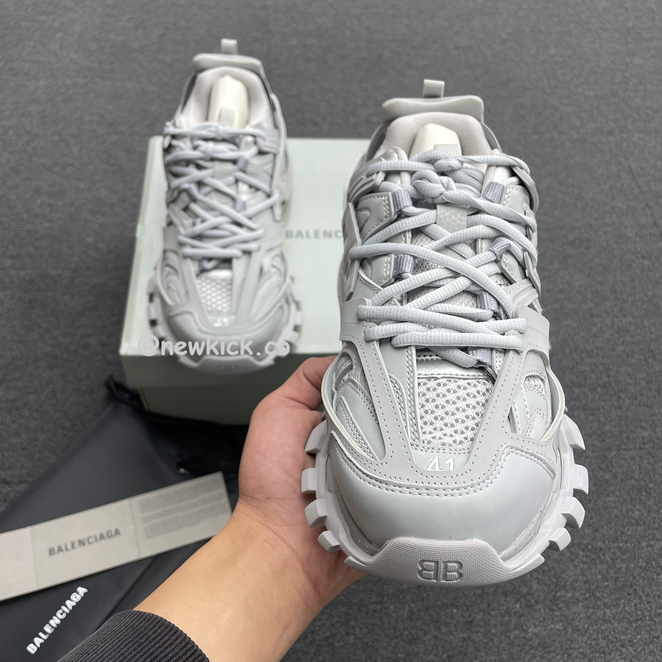 Balenciaga Track Light Grey W 542436w2la11203 (4) - newkick.app