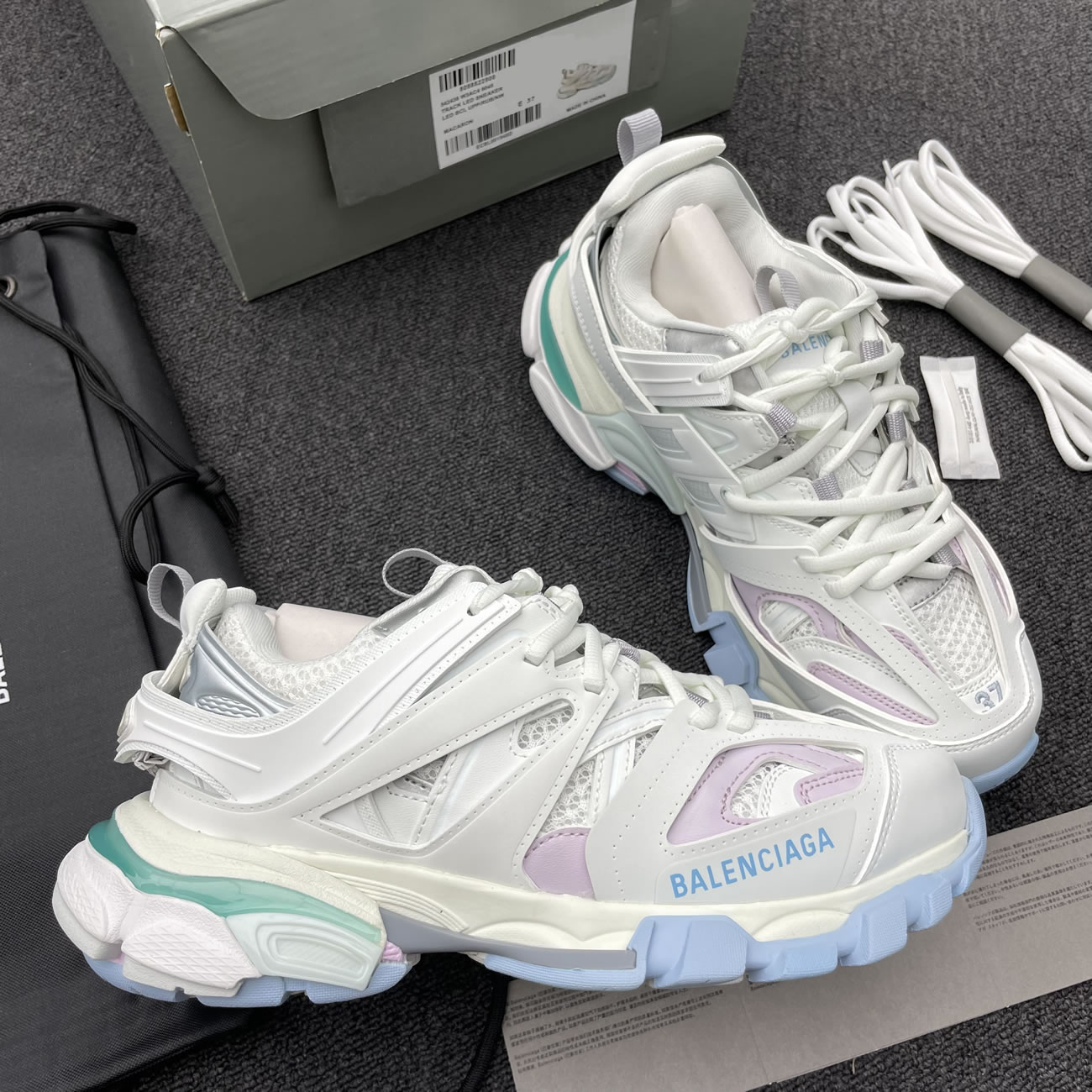 Balenciaga Track Pastel (w) 542436w3ac49045 (3) - newkick.app