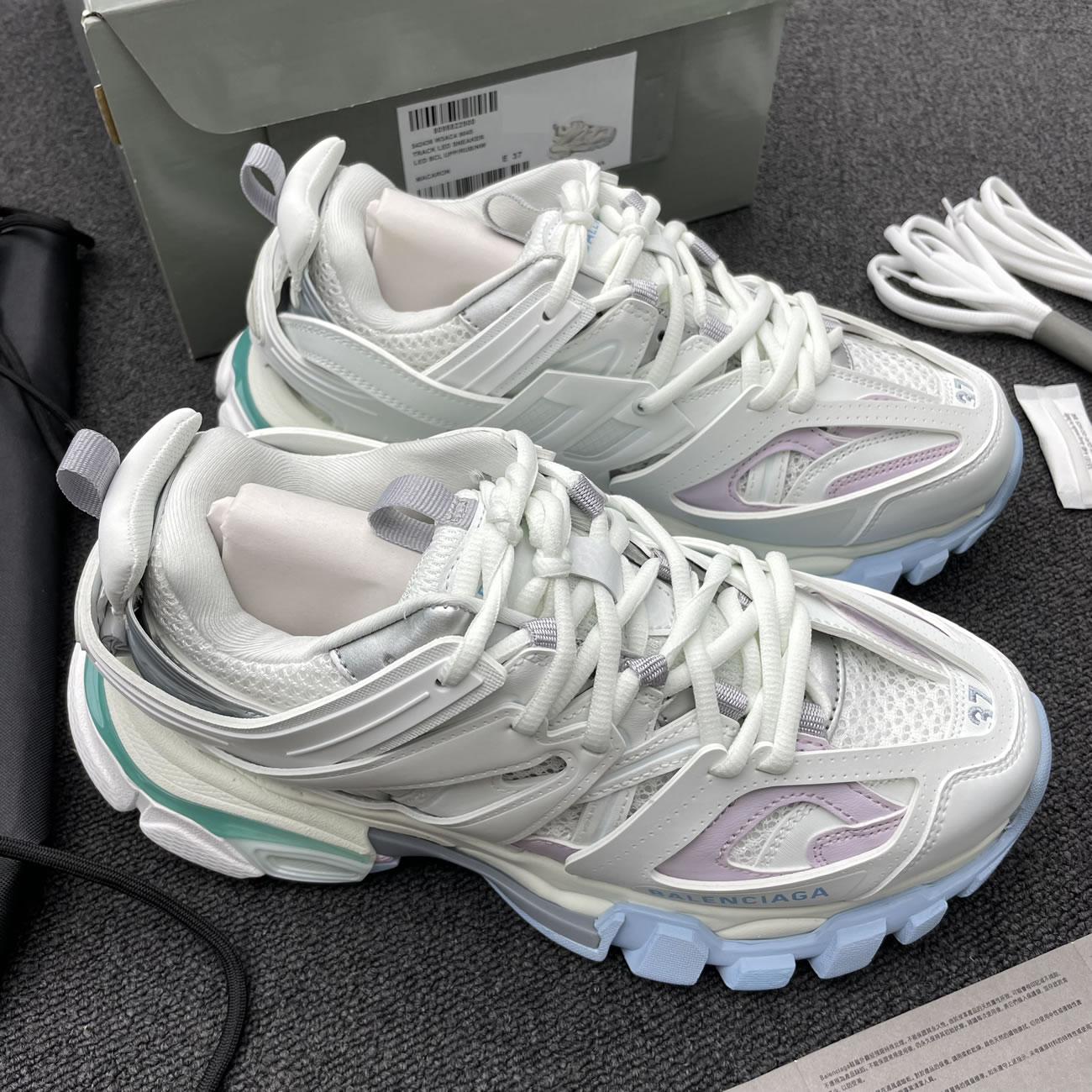 Balenciaga Track Pastel (w) 542436w3ac49045 (8) - newkick.app