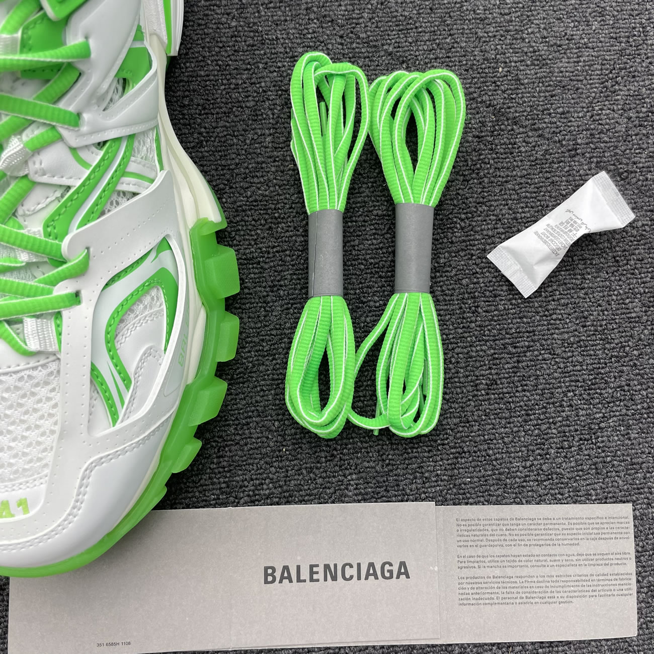 Balenciaga Track Led Sneaker 542436w3rl19035 (8) - newkick.app