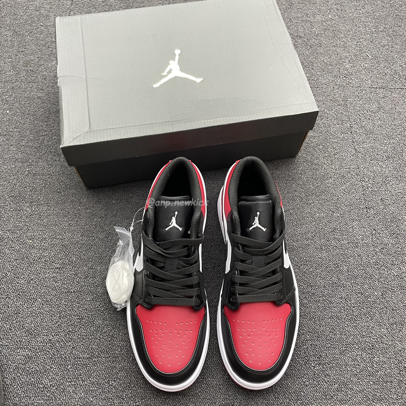 Air Jordan 1 Low Bred Toe 553558 612 (13) - newkick.app