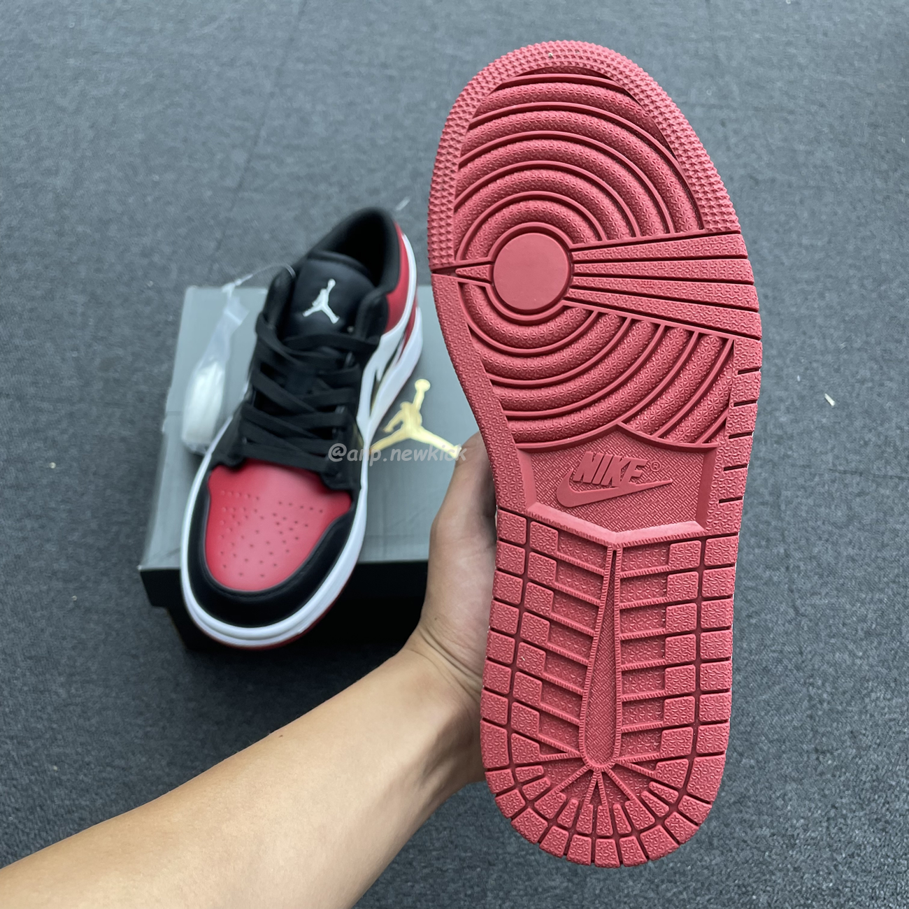 Air Jordan 1 Low Bred Toe 553558 612 (6) - newkick.app