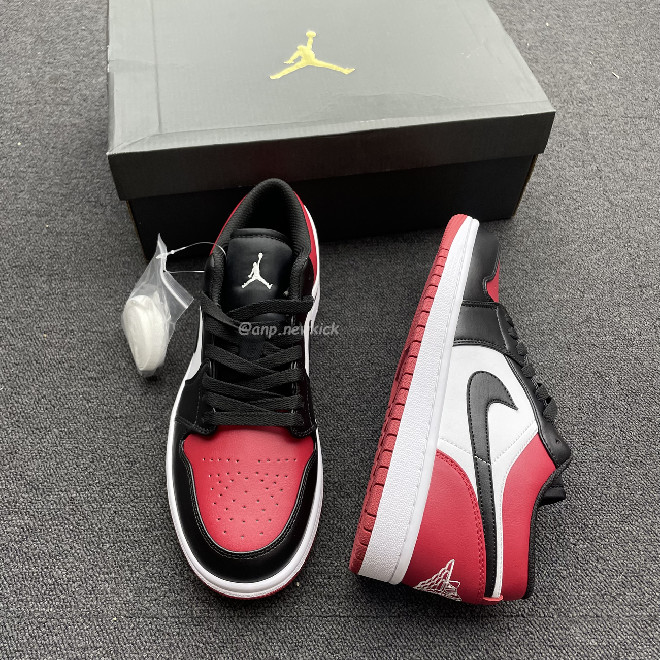 Air Jordan 1 Low Bred Toe 553558 612 (8) - newkick.app