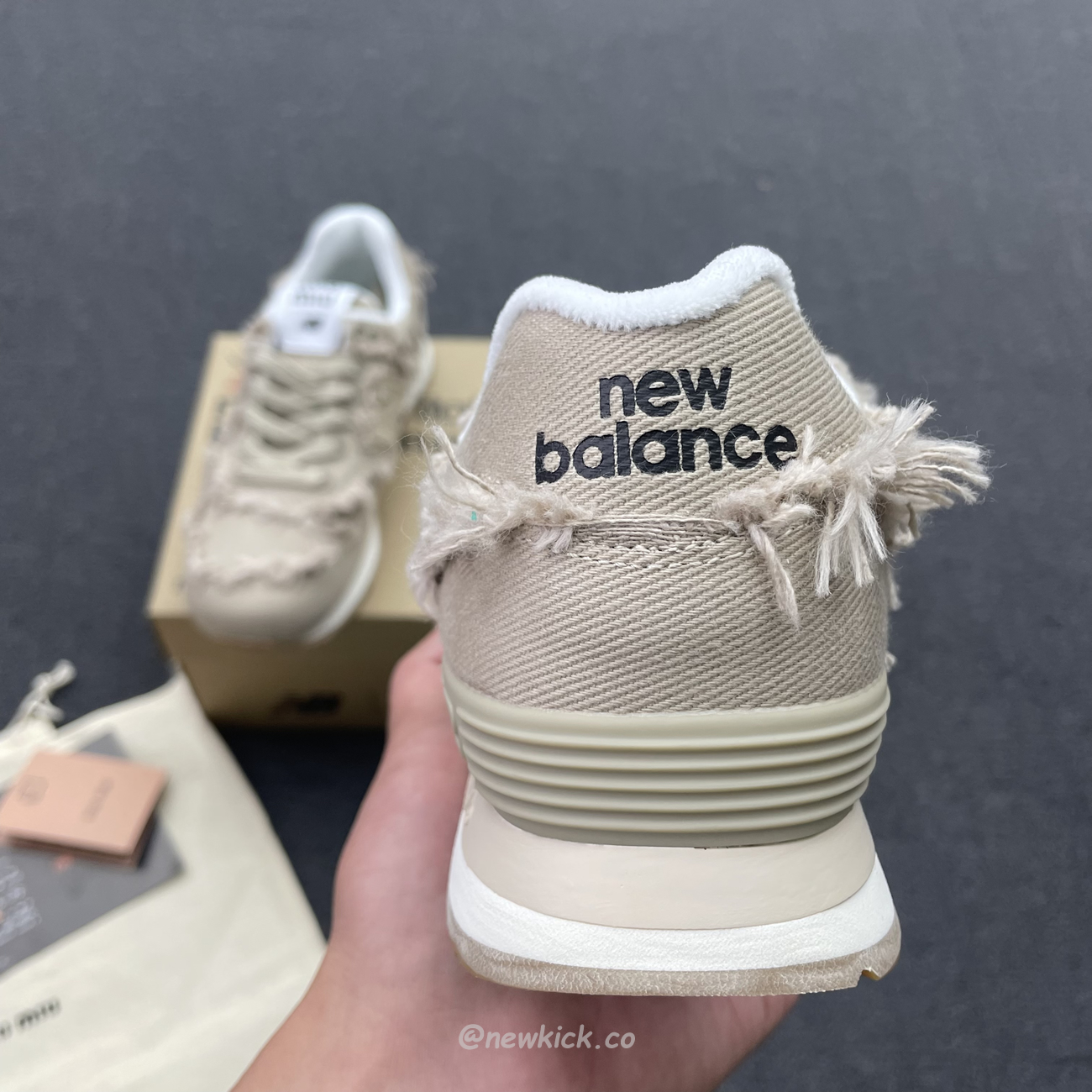 New Balance 574 Miu Miu Denim Colonial Beige (9) - newkick.app