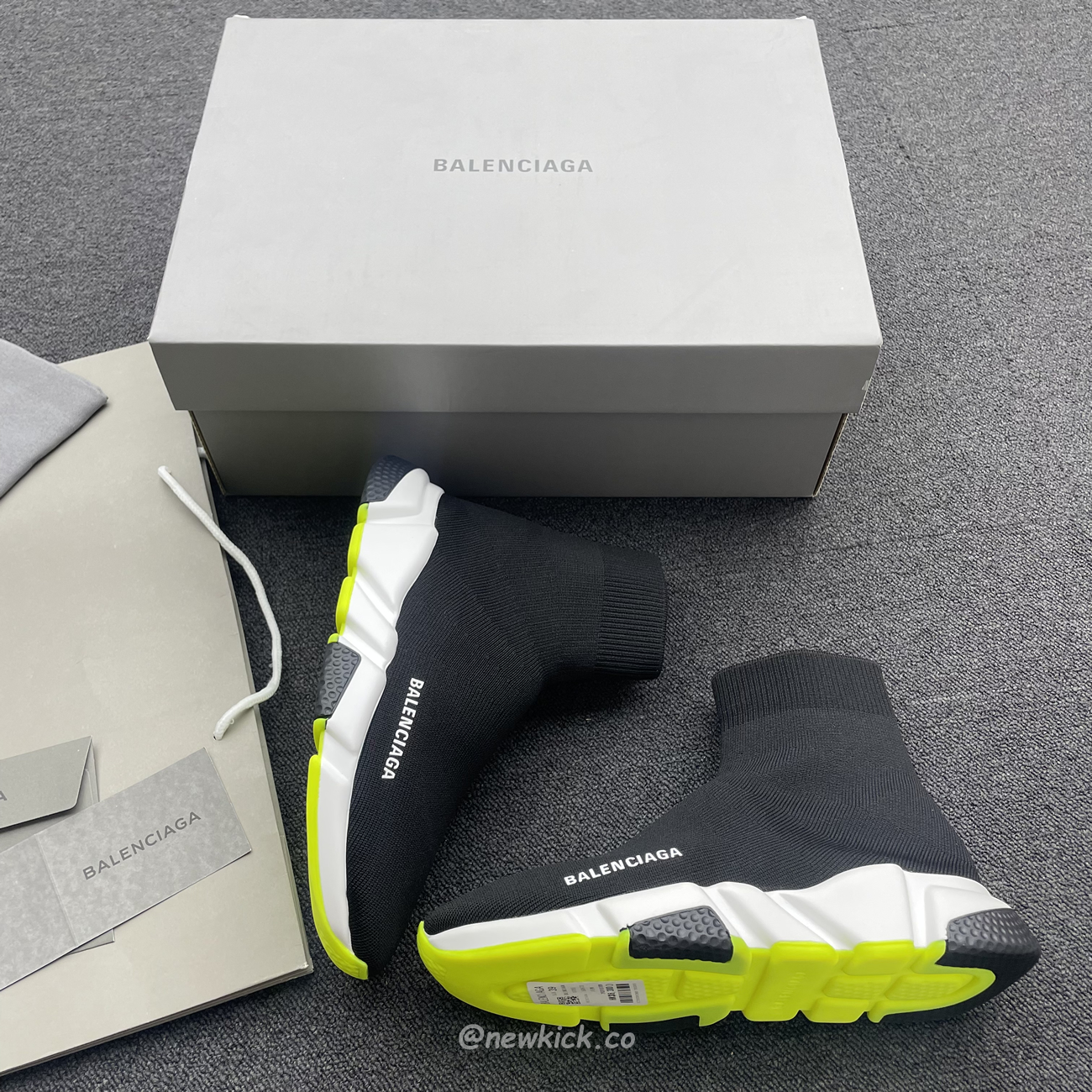 Balenciaga Speed Trainer Black Yellow 587280w17041016 (7) - newkick.app