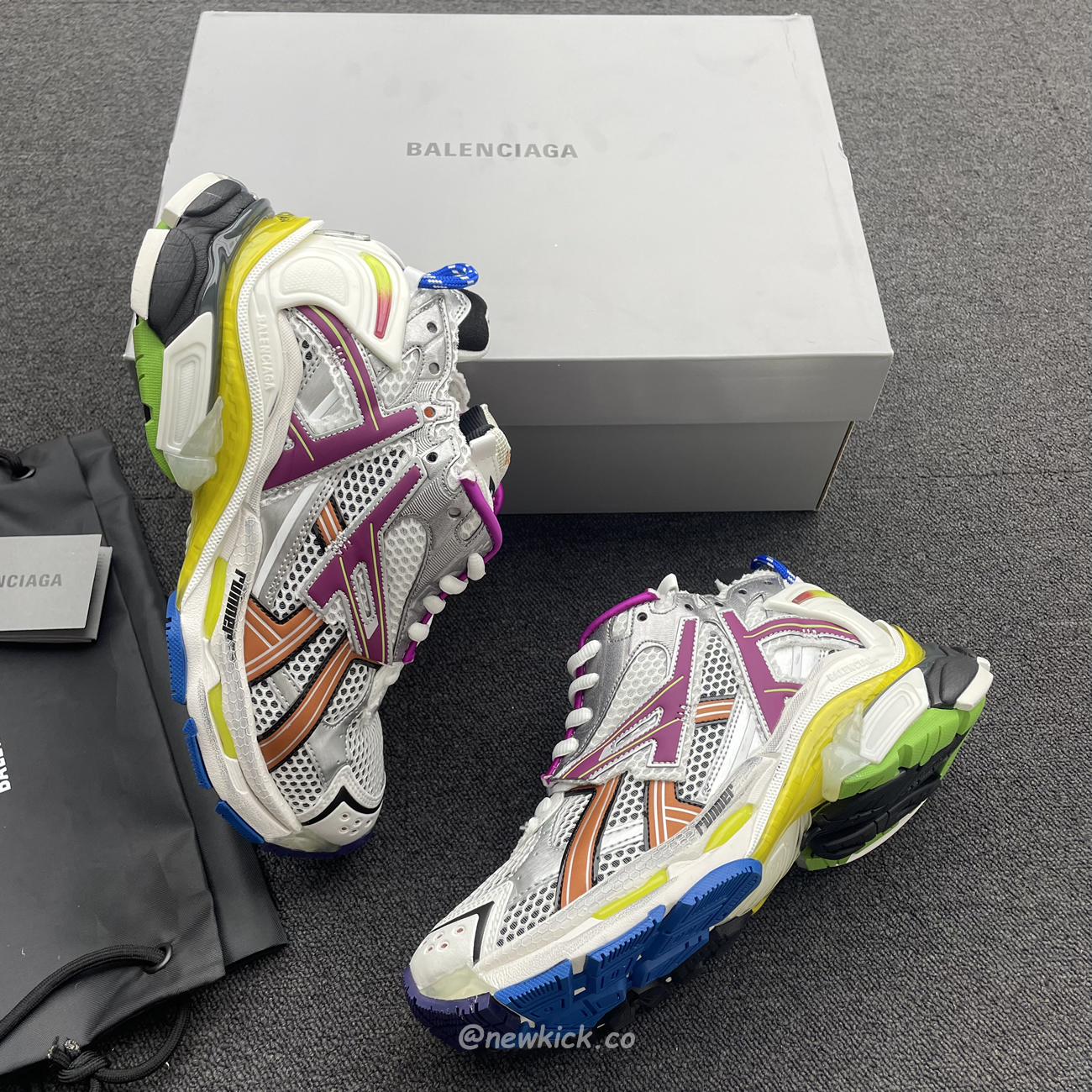 Balenciaga Runner Multicolor 677403w3rb68123 (6) - newkick.app