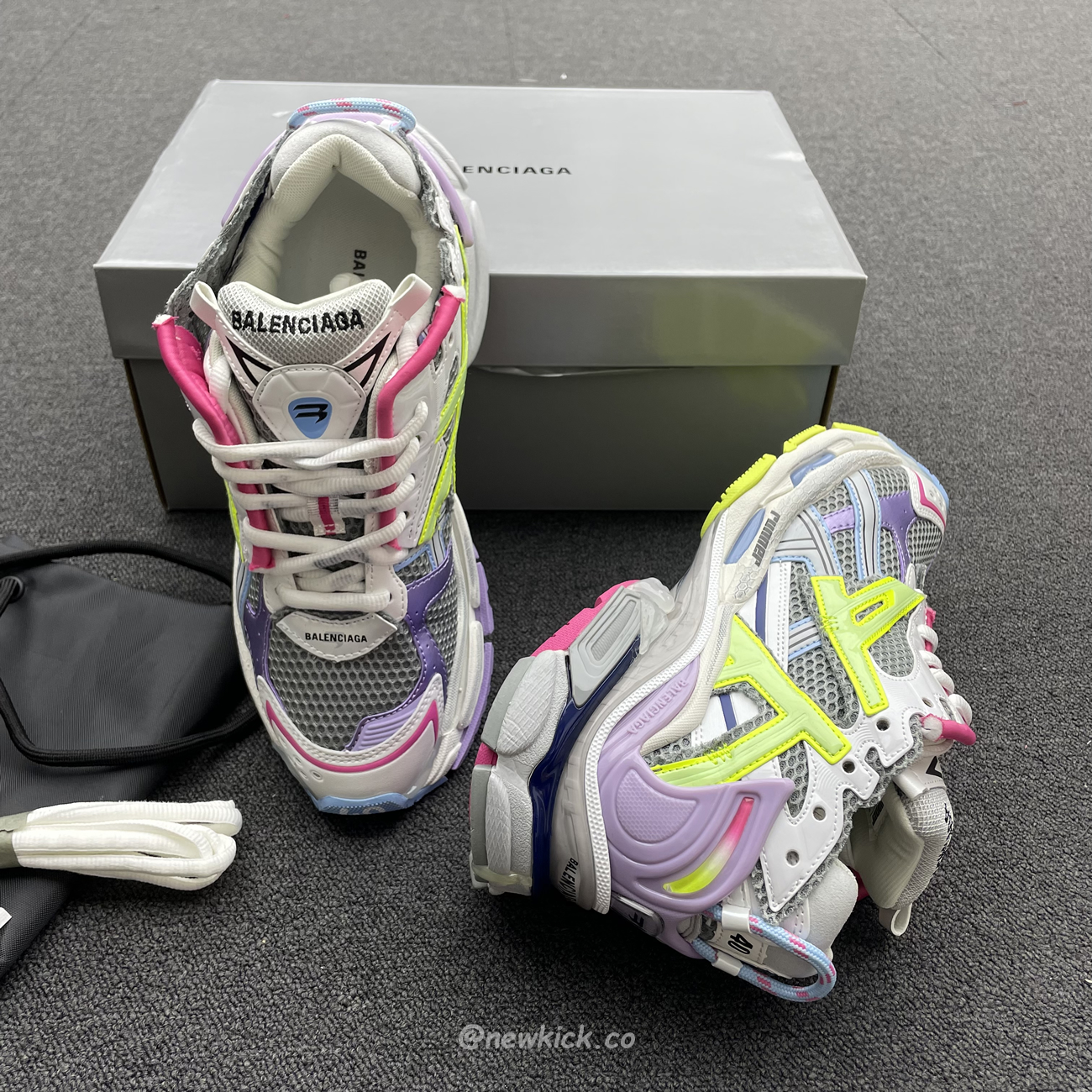 Balenciaga Runner Leather Free Grey Light Purple Neon Yellow White 677403w3rbp1745 (10) - newkick.app