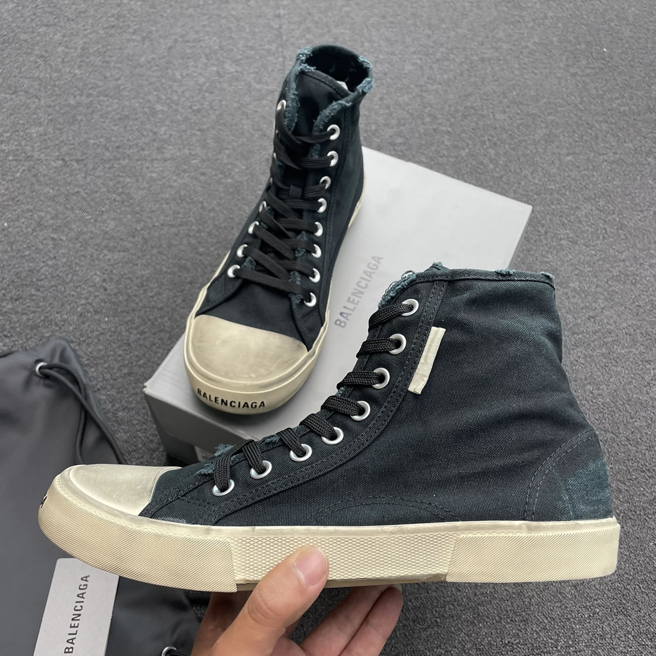 Balenciaga Paris High Top Black 688752w3rc11090 (5) - newkick.app