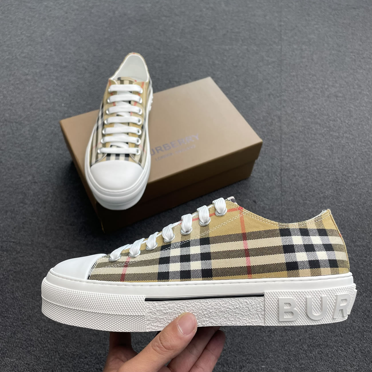 Burberry Vintage Check Cotton Sneakers Archive Beige White W 80505061 (4) - newkick.app