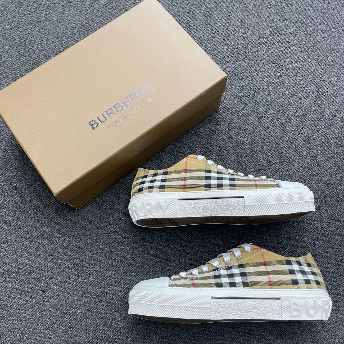 Burberry Vintage Check Cotton Sneakers Archive Beige White W 80505061 (7) - newkick.app