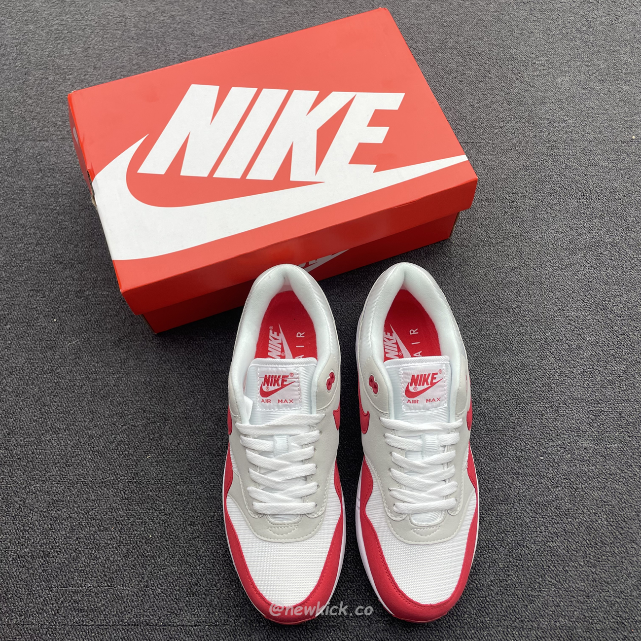 Nike Air Max 1 Anniversary Red 20172018 Restock Pair 908375 103(13) - newkick.app