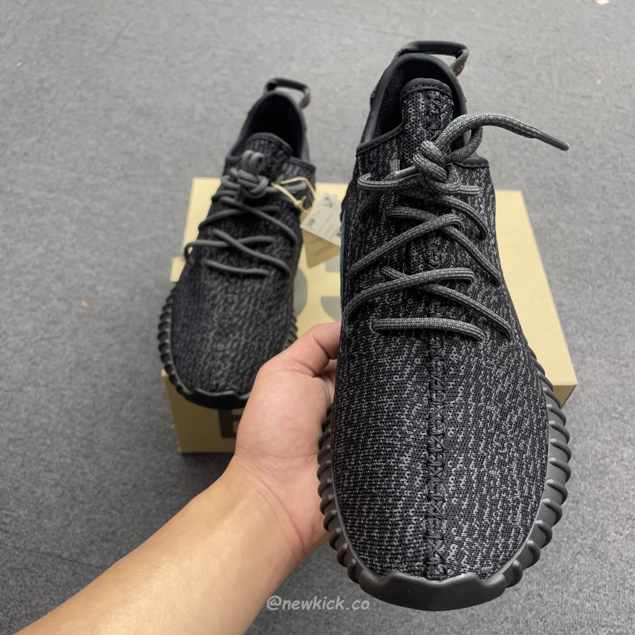 Adidas Yeezy Boost 350 Pirate Black Aq2659 (2) - newkick.app