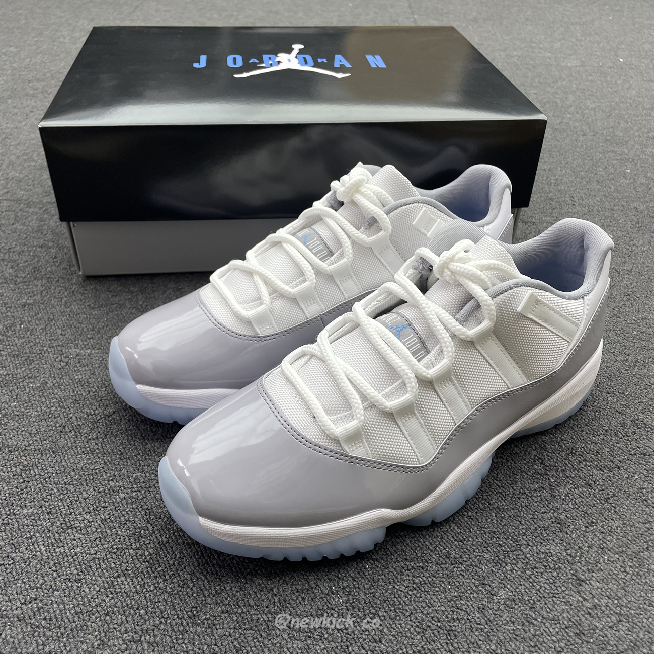 Air Jordan 11 Retro Low Cement Grey Av2187 140 (5) - newkick.app