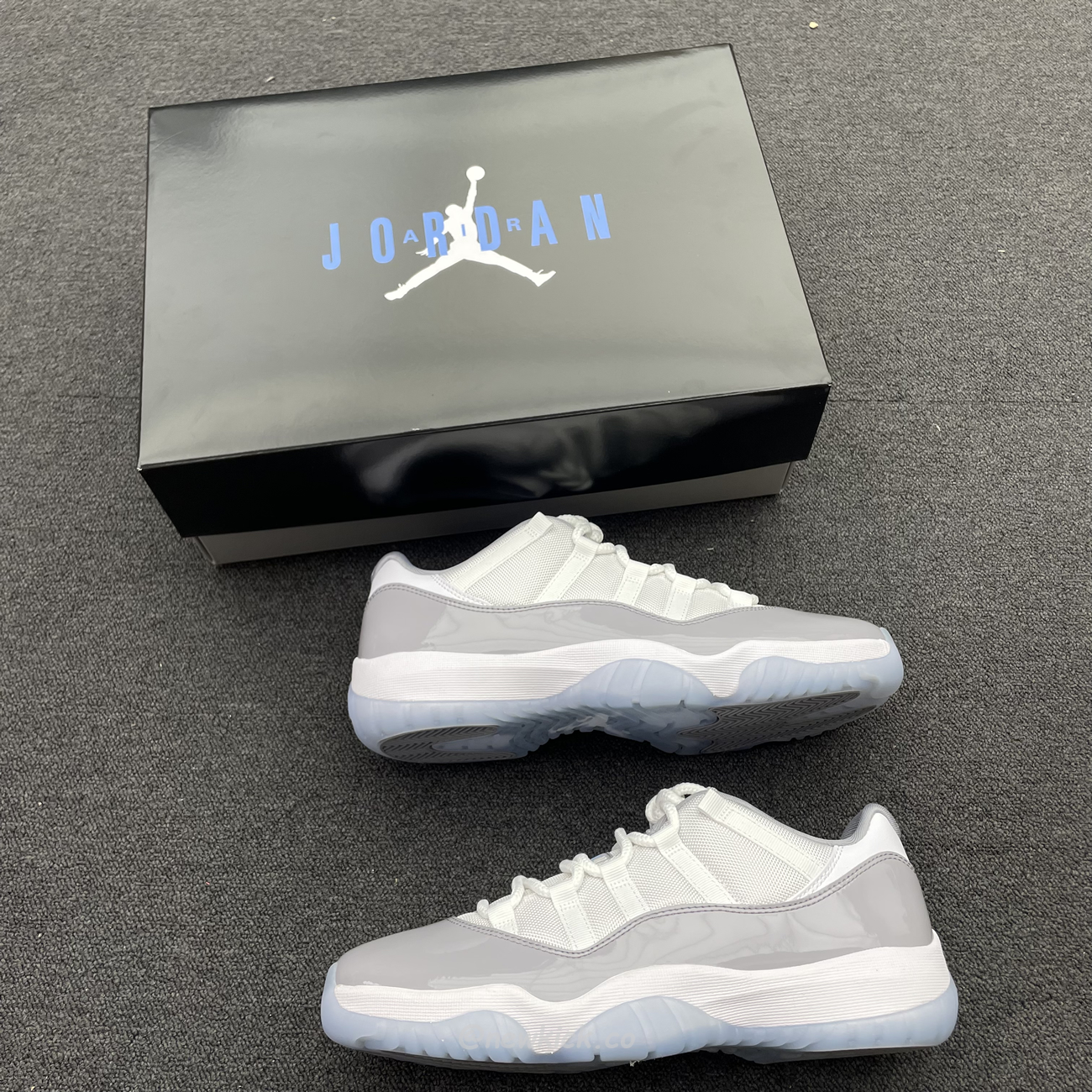 Air Jordan 11 Retro Low Cement Grey Av2187 140 (7) - newkick.app