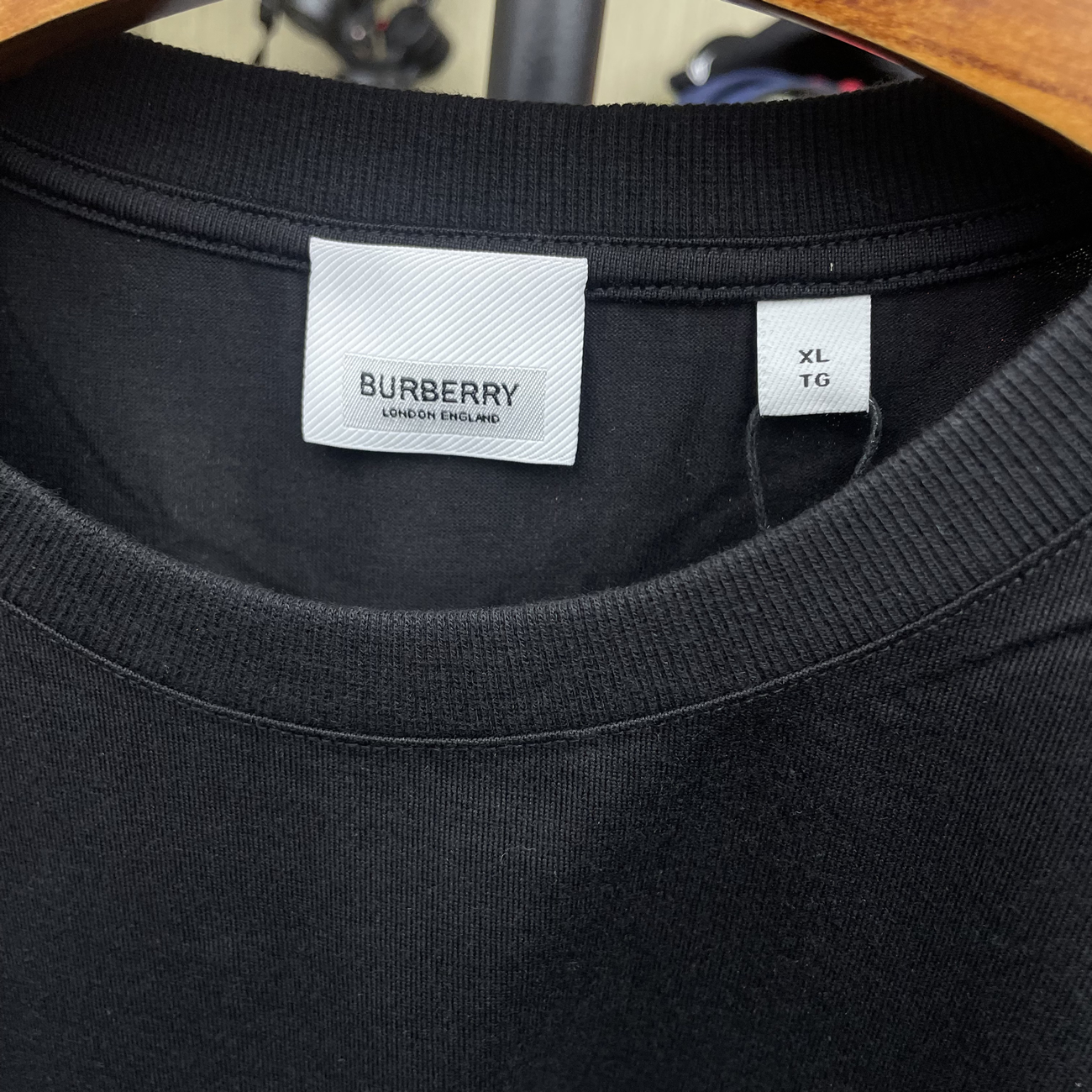 Burberry Logo Print Cotton Oversized T Shirt Black Blue White Aw22 (6) - newkick.app