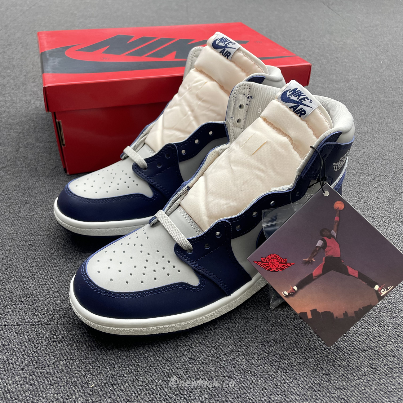 Air Jordan 1 Retro High 85 Georgetown Bq4422 400 (8) - newkick.app