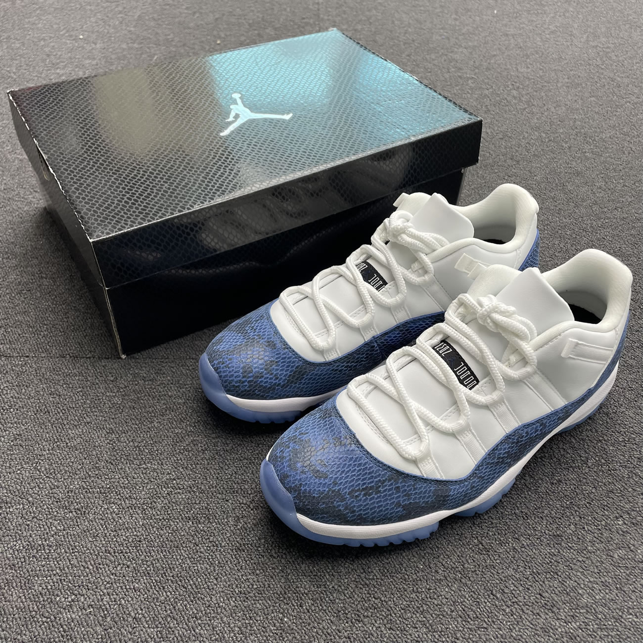 Air Jordan 11 Retro Low Snake Navy Cd6846 102 (7) - newkick.app