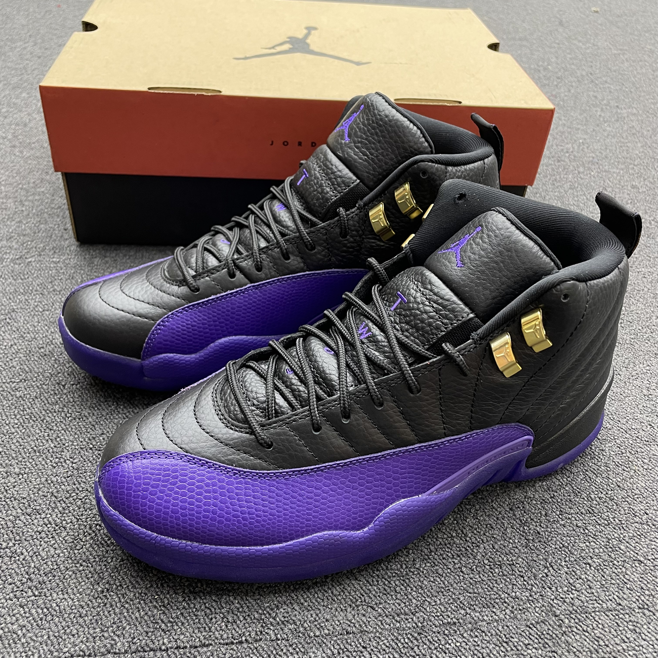 Air Jordan 12 Retro Field Purple Ct8013 057 (6) - newkick.app