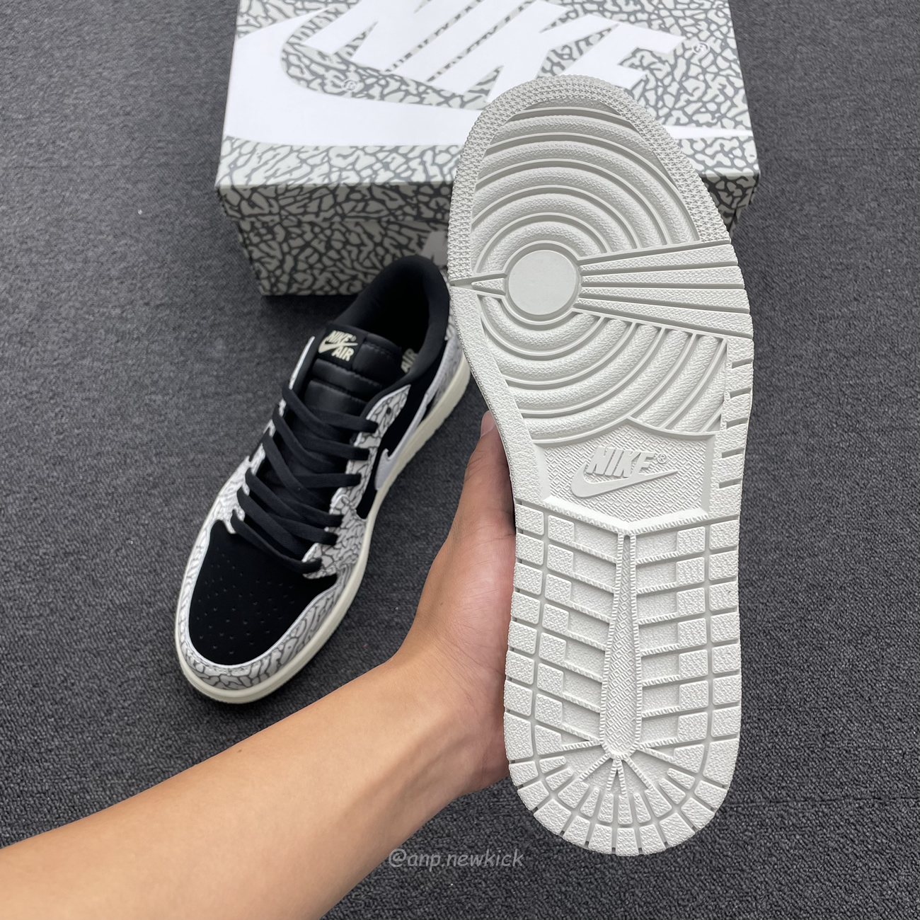 Air Jordan 1 Retro Low Og Black Cement Cz0790 001 (14) - newkick.app