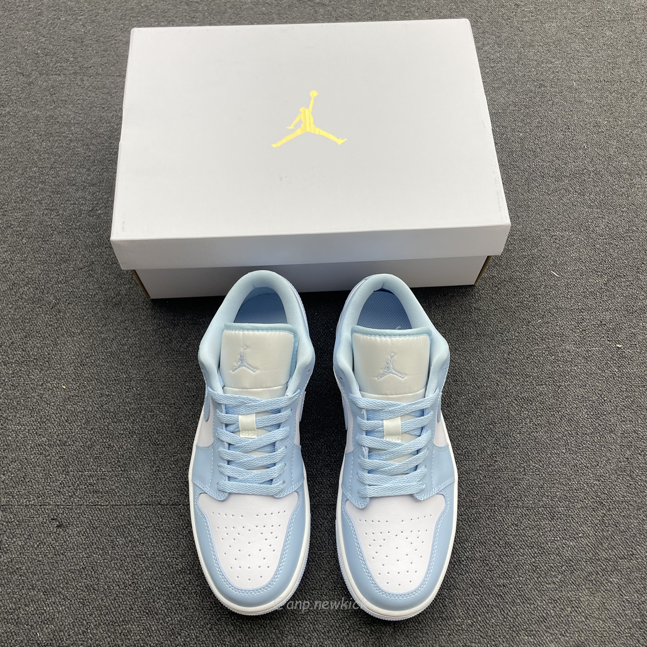 Air Jordan 1 Low White Ice Blue Dc0774 141 (3) - newkick.app