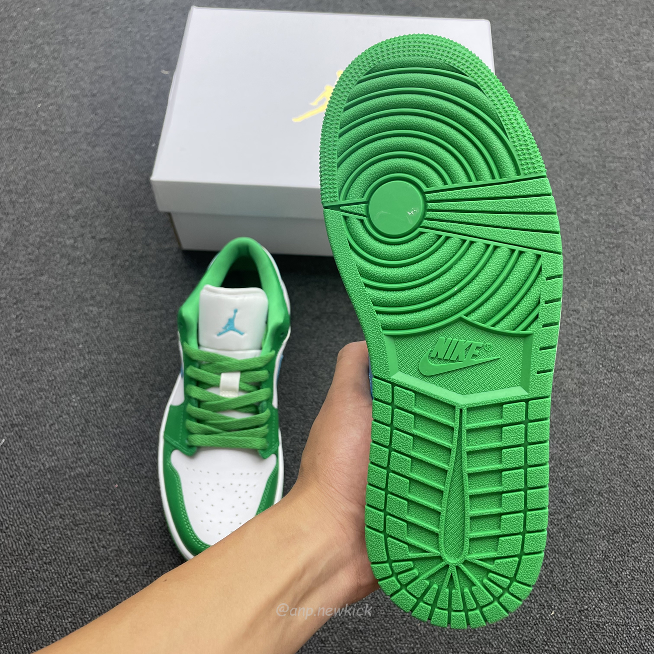 Air Jordan 1 Low Lucky Green Aquatone Dc0774 304 (10) - newkick.app