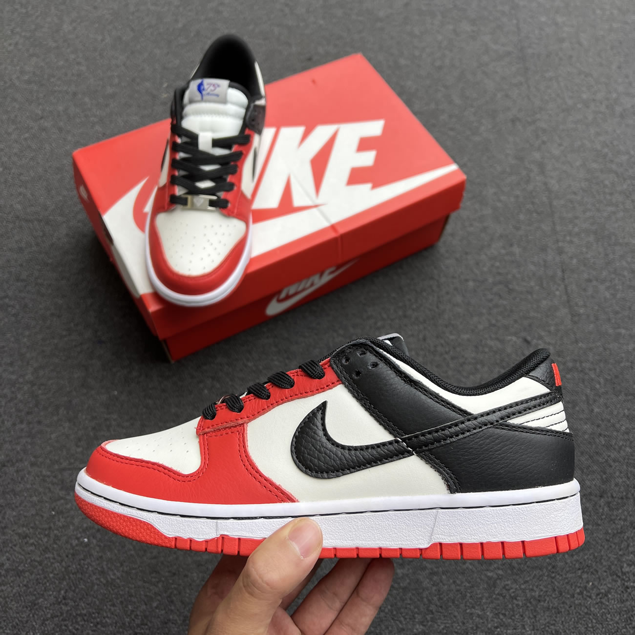 Nike Dunk Low Emb Nba 75th Anniversary Chicago Dd3363 100 (6) - newkick.app