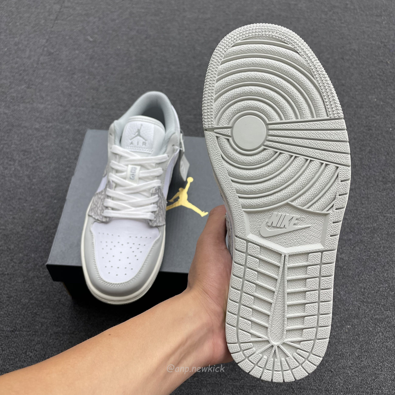 Air Jordan 1 Low Prm Smoke Grey Elephant Dh4269 100 (2) - newkick.app