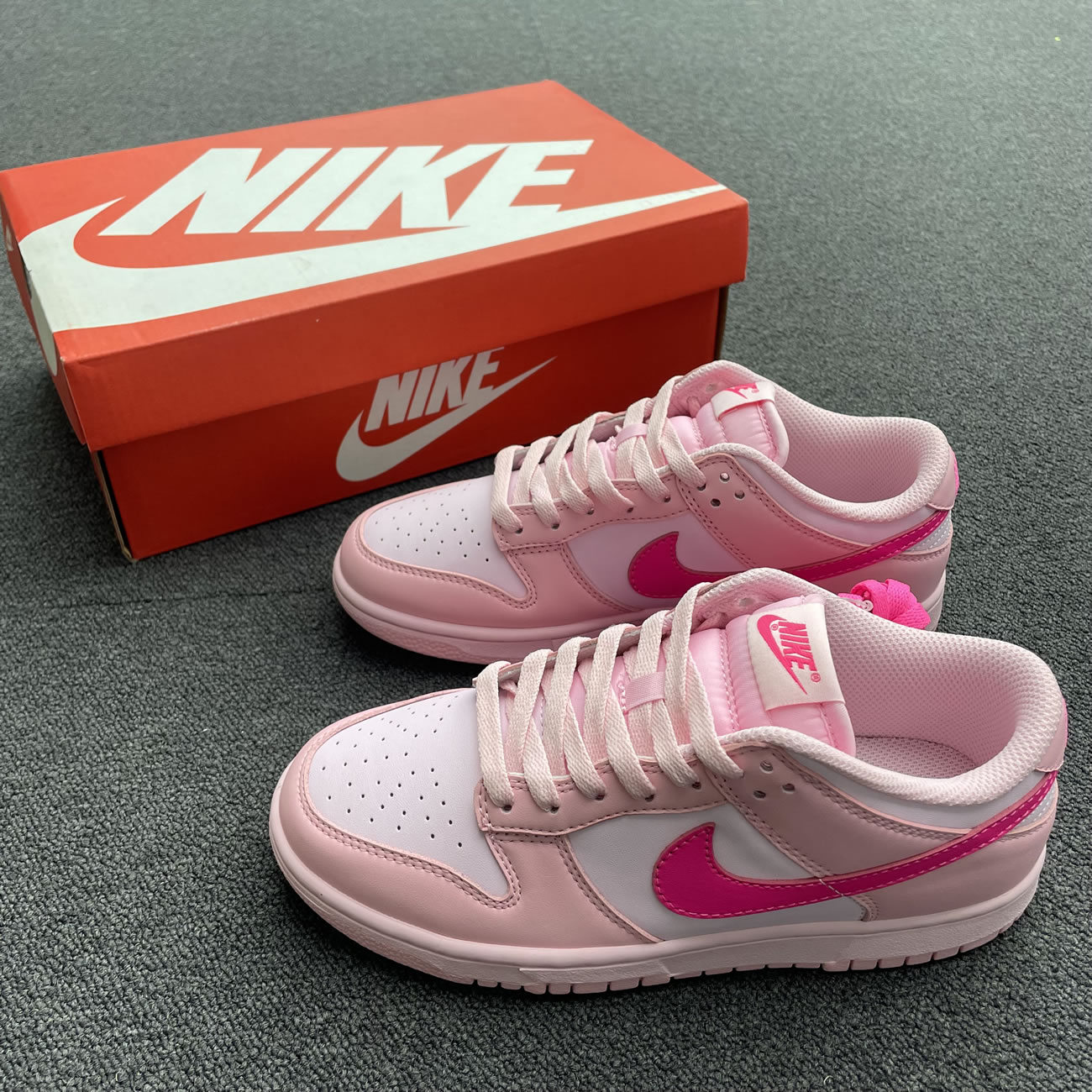 Nike Dunk Low Triple Pink Gs Dh9765 600 (7) - newkick.app