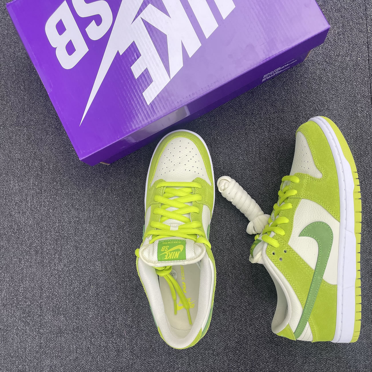 Nike Sb Skateboard Dunk Low Pro Green Apple Dm0807 300 (6) - newkick.app