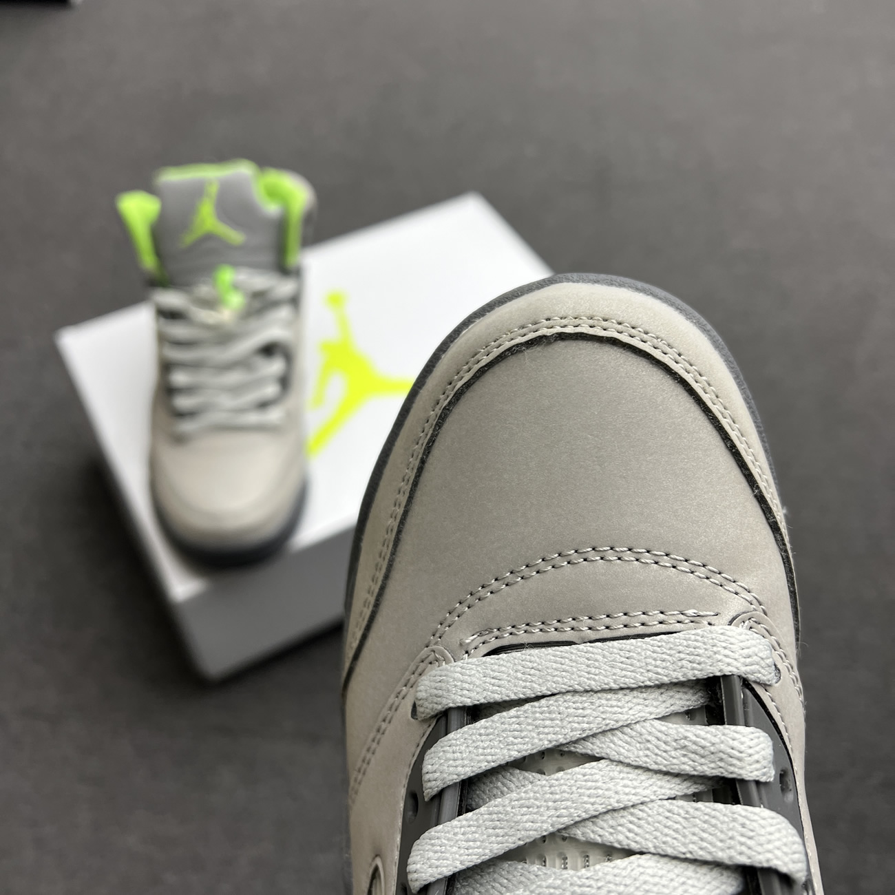 Air Jordan 5 Retro Green Bean 2022 Dm9014 003 (8) - newkick.app