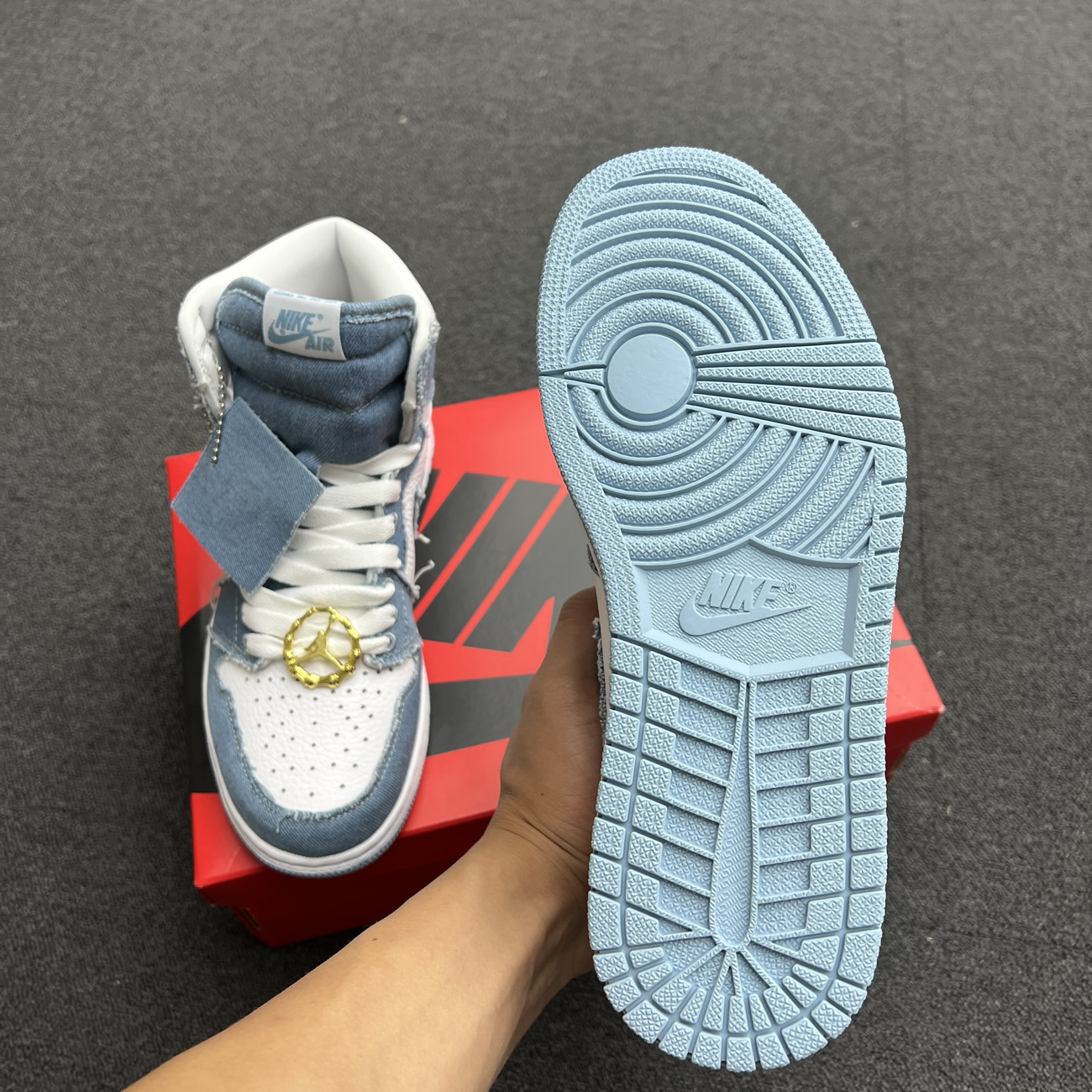 Air Jordan 1 High Og Denim W Dm9036 104 (2) - newkick.app