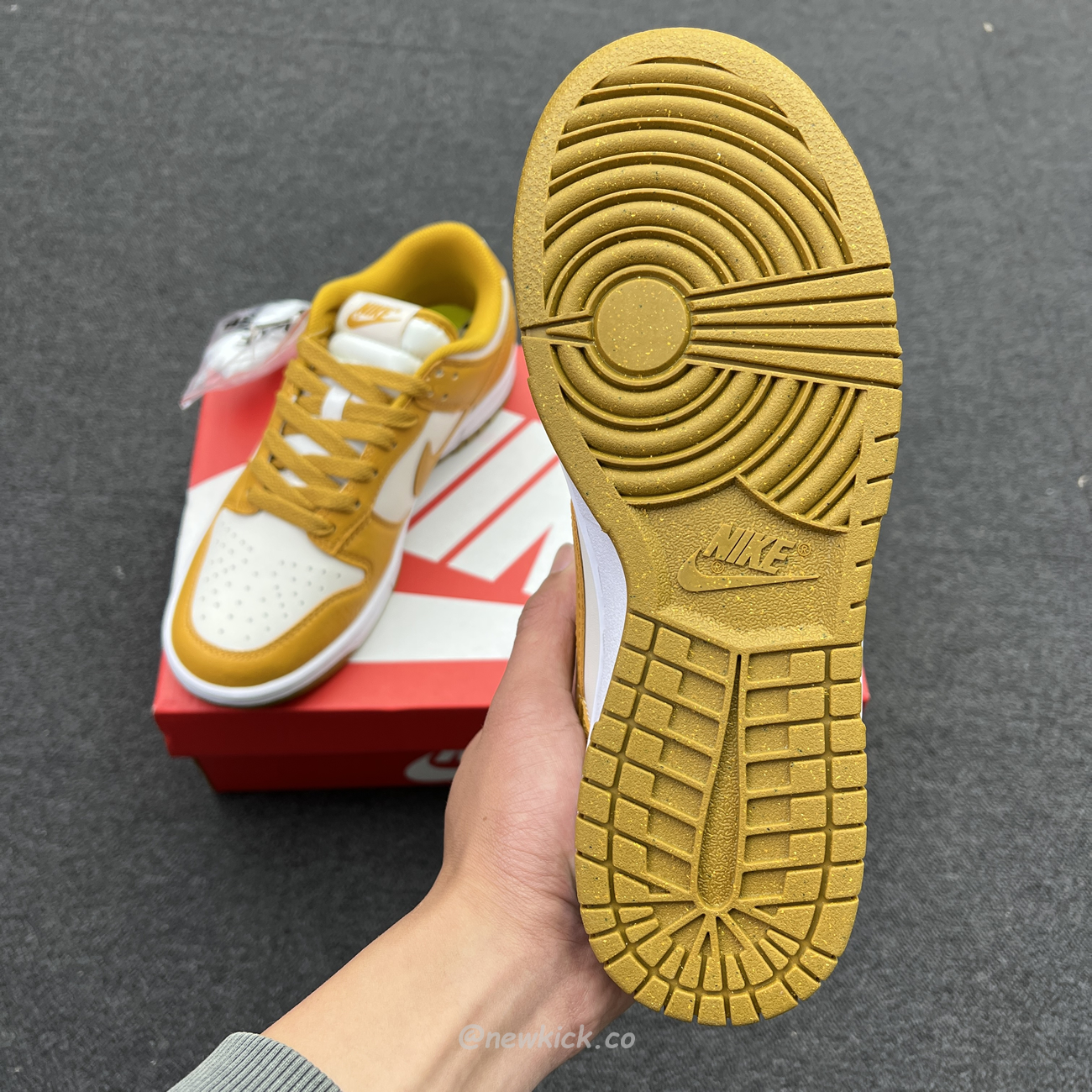 Nike Dunk Low Next Nature Phantom Gold Suede Dn1431 001 (11) - newkick.app