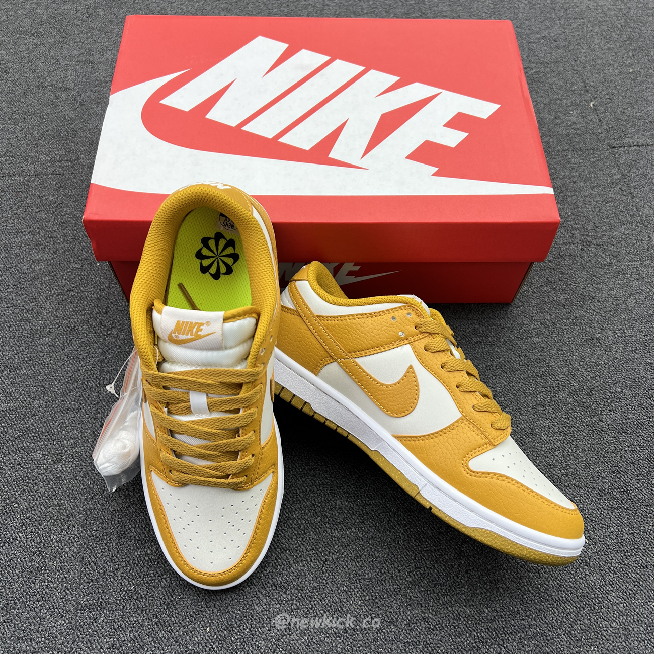 Nike Dunk Low Next Nature Phantom Gold Suede Dn1431 001 (12) - newkick.app