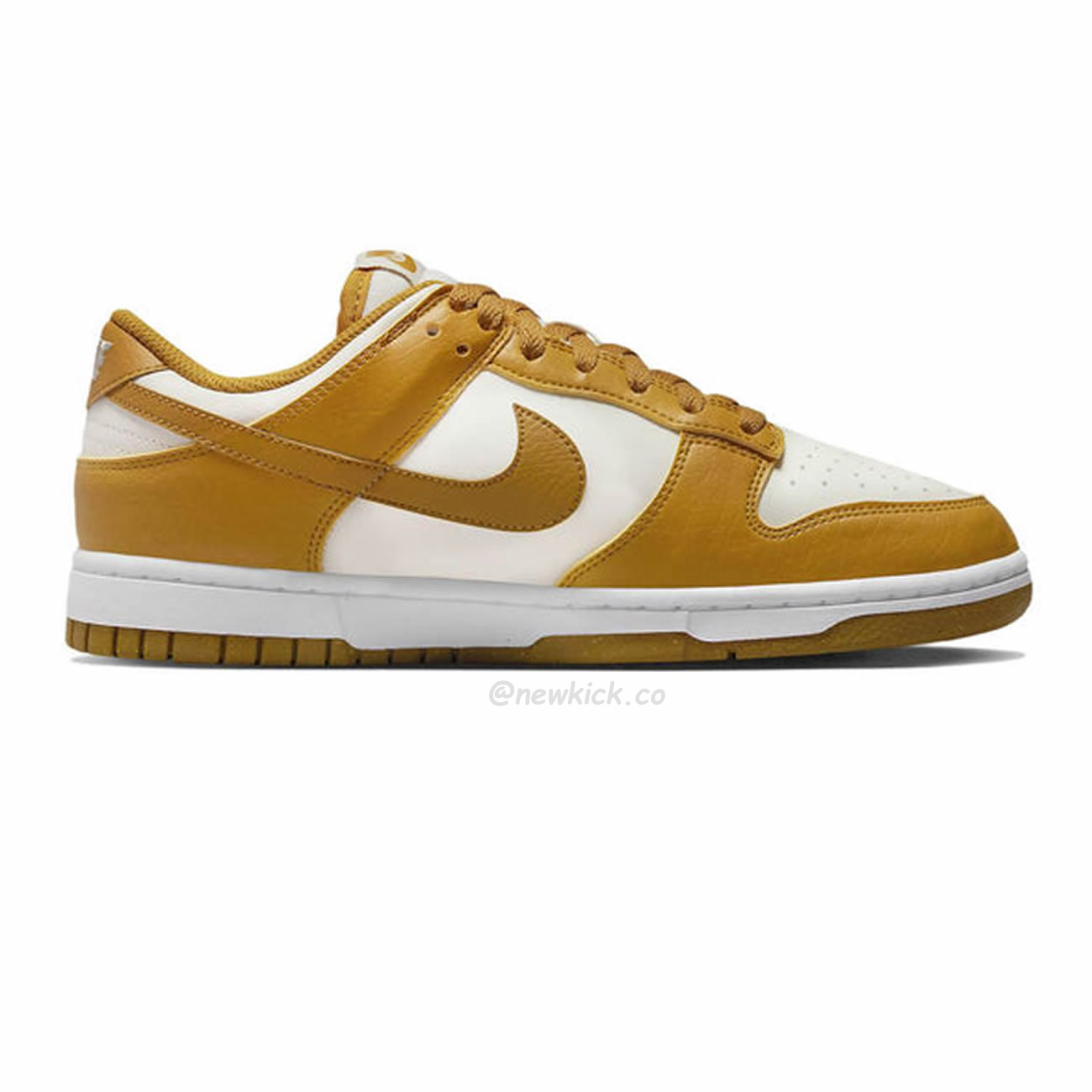 Nike Dunk Low Next Nature Phantom Gold Suede Dn1431 001 (2) - newkick.app