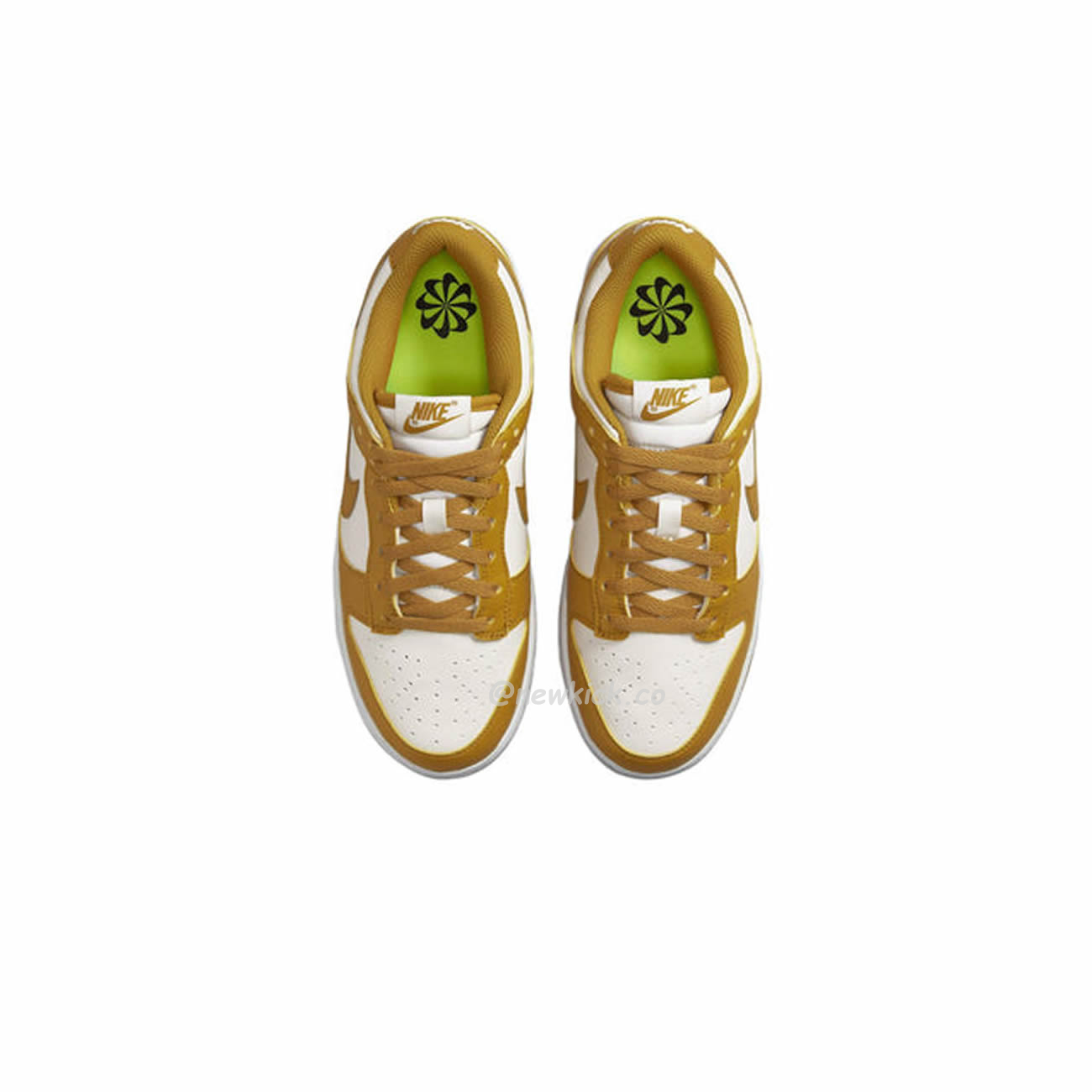 Nike Dunk Low Next Nature Phantom Gold Suede Dn1431 001 (4) - newkick.app