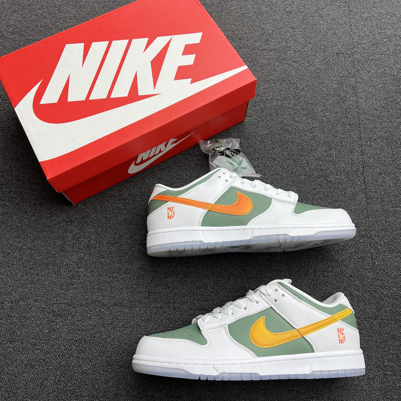 Nike Dunk Low Se Ny Vs Ny Dn2489 300 (5) - newkick.app