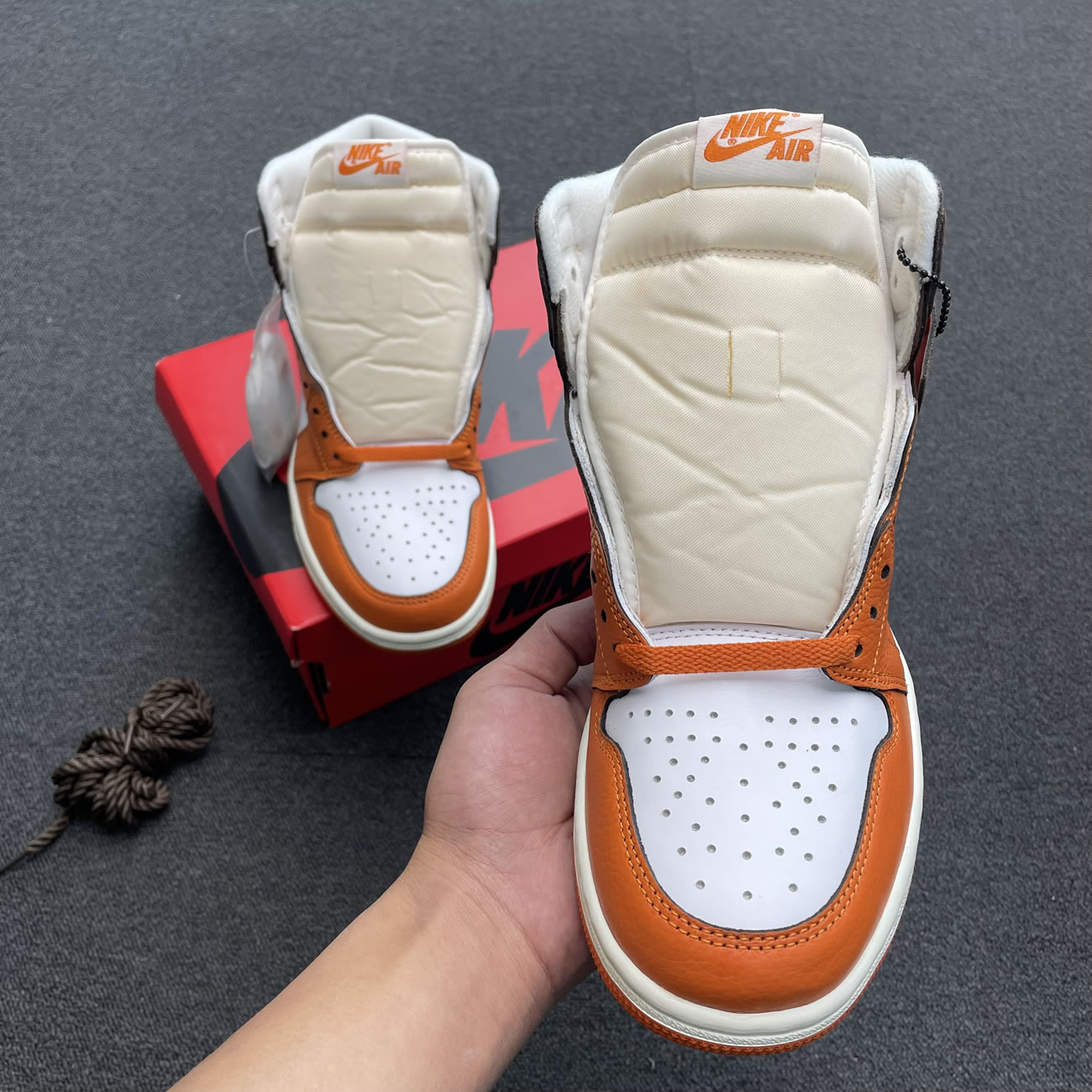 Jordan 1 Retro High Og Starfish W Do9369 101 (5) - newkick.app