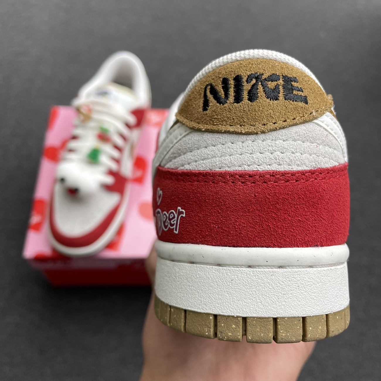 Nike Sb Dunk Low 85 Christmas Red White Brown Do9457 112 (12) - newkick.app