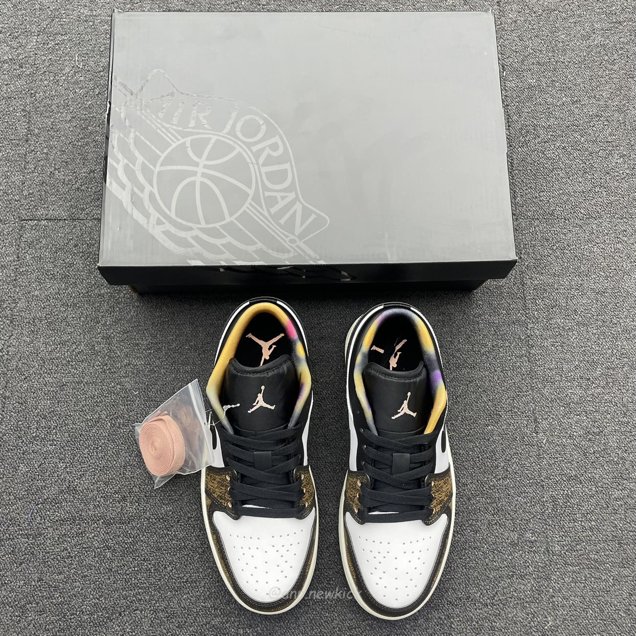 Air Jordan 1 Low Se Wear Away Yellow Dq8422 001 (12) - newkick.app