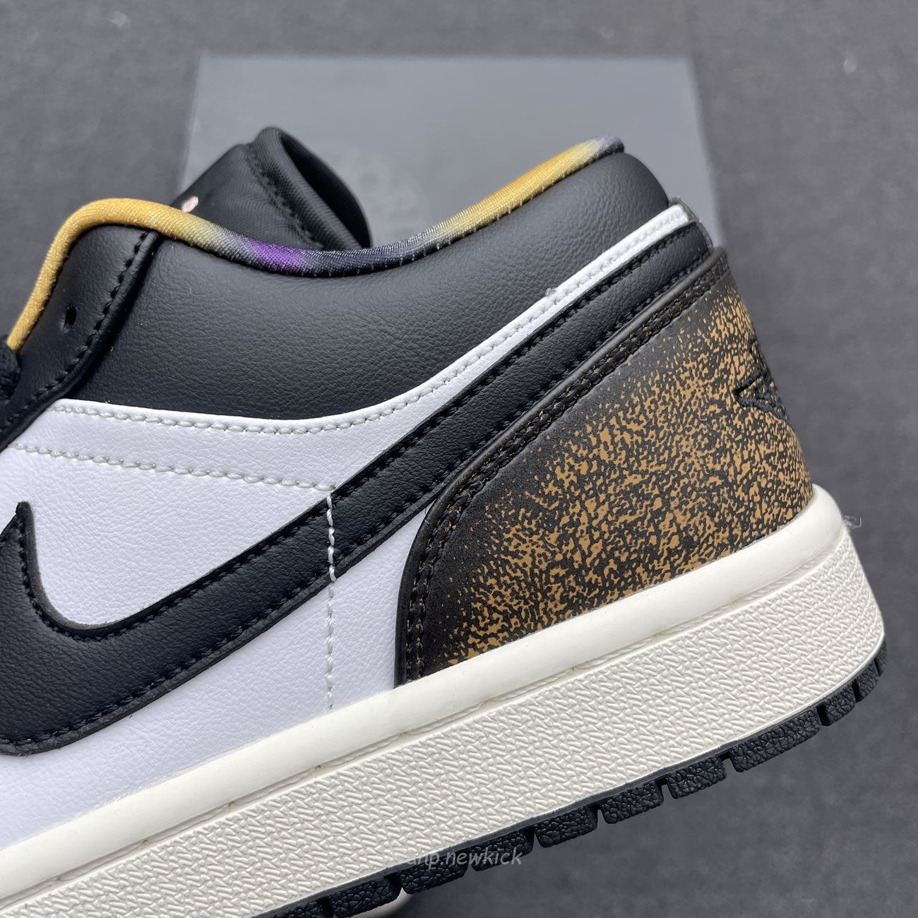 Air Jordan 1 Low Se Wear Away Yellow Dq8422 001 (7) - newkick.app