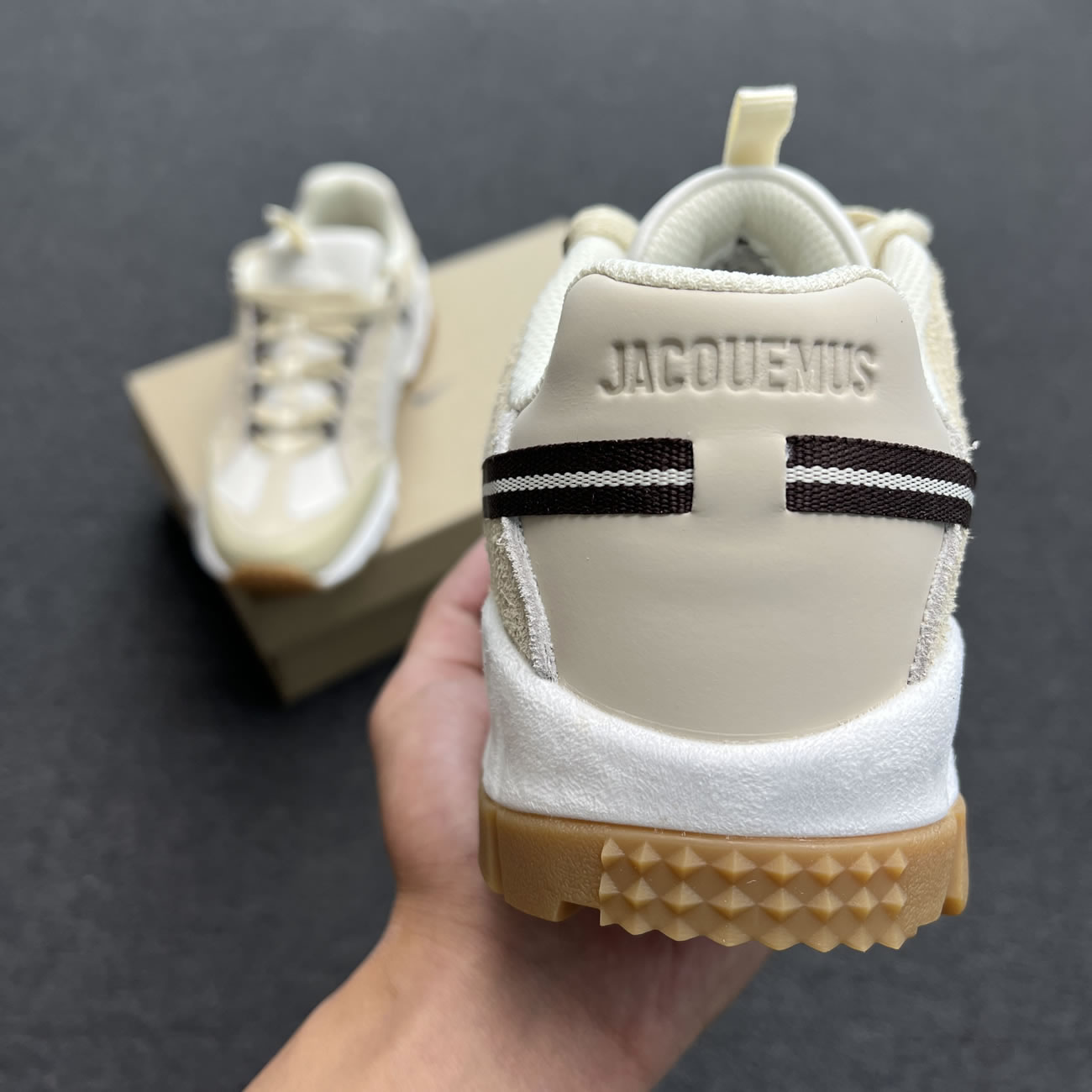 Nike Air Humara Lx Jacquemus Light Bone Gold W Dr0420 001 (12) - newkick.app