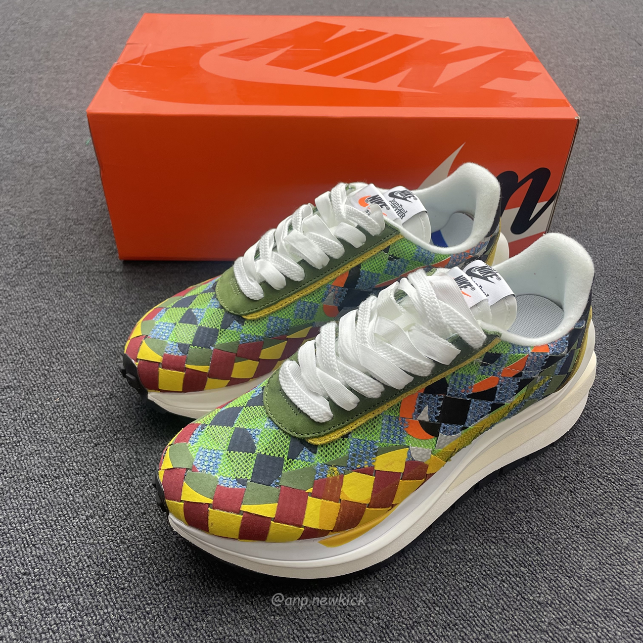 Sacai X Nike Waffe Woven White Green Gusto Dr5209 300 Dr5209 100 (10) - newkick.app