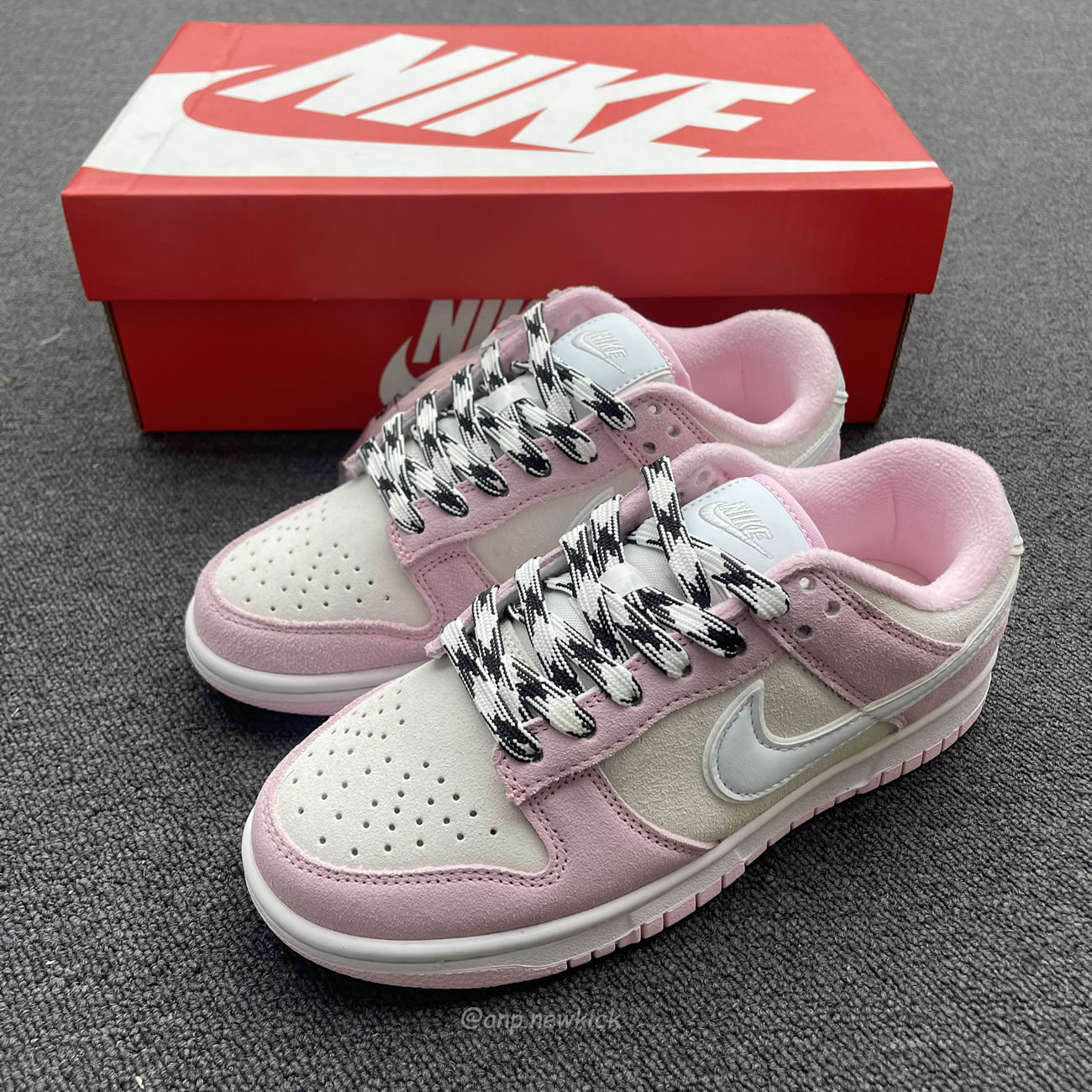 Nike Dunk Low Lx Pink Foam Womens Dv3054 600 (10) - newkick.app