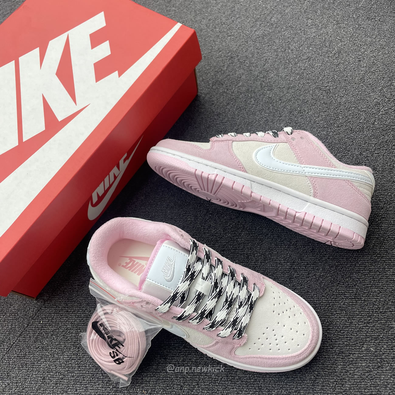 Nike Dunk Low Lx Pink Foam Womens Dv3054 600 (11) - newkick.app