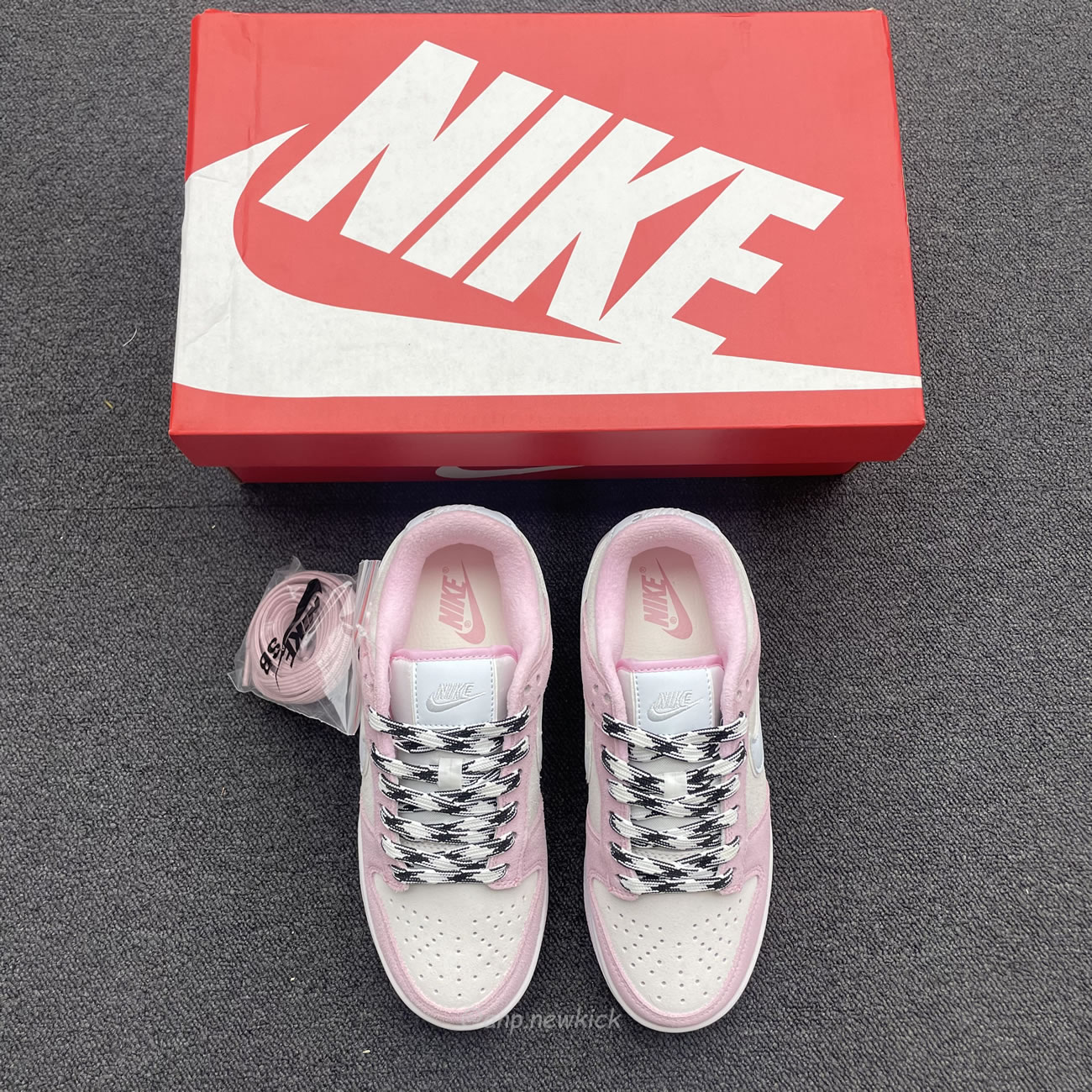 Nike Dunk Low Lx Pink Foam Womens Dv3054 600 (14) - newkick.app