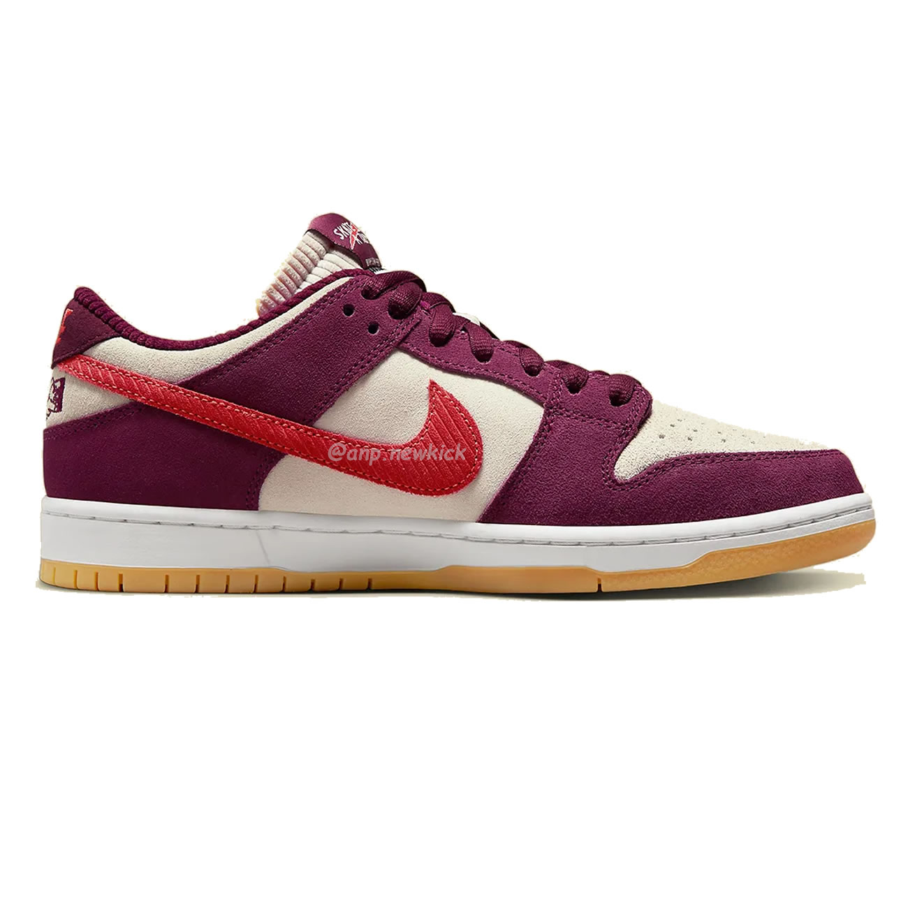 Nike Sb Dunk Low Skate Like A Girl Dx4589 600 (11) - newkick.app