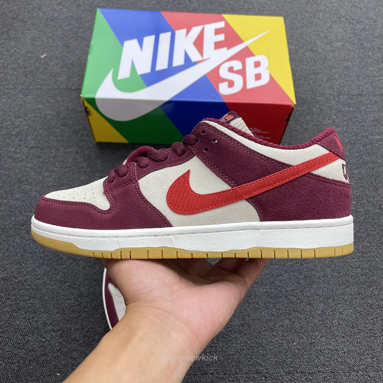 Nike Sb Dunk Low Skate Like A Girl Dx4589 600 (2) - newkick.app