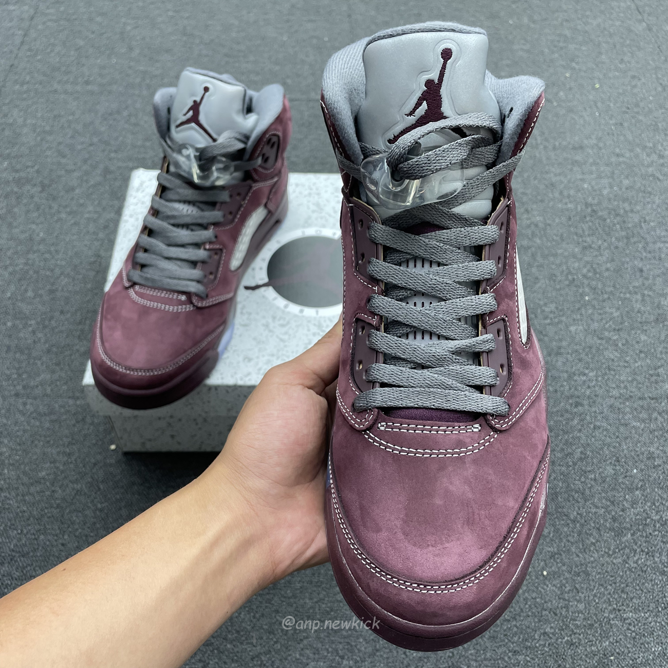 Air Jordan 5 Retro Burgundy 2023 Dz4131 600 (3) - newkick.app