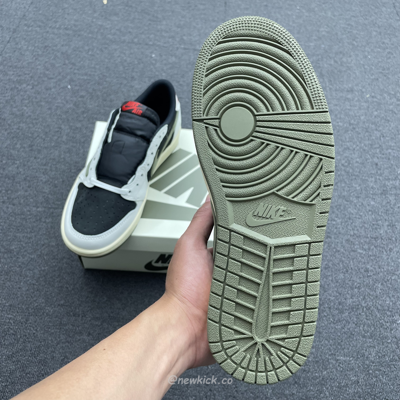 Air Jordan 1 Retro Low Og Sp Travis Scott Olive W Dz4137 106 (33) - newkick.app