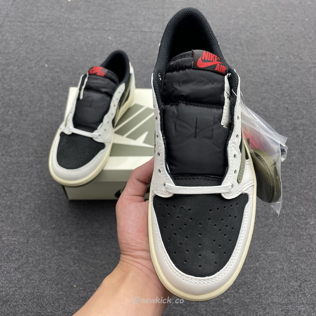 Air Jordan 1 Retro Low Og Sp Travis Scott Olive W Dz4137 106 (35) - newkick.app